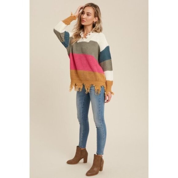 Clear Out‼️ V Neck Frayed Color Block Sweater Top - Picture 3 of 5